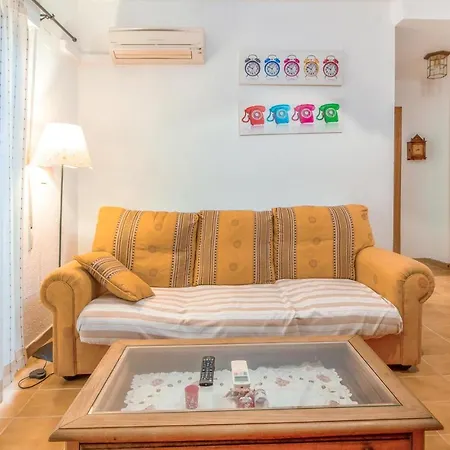 Apartment 1 Bedroom In Santa Pola